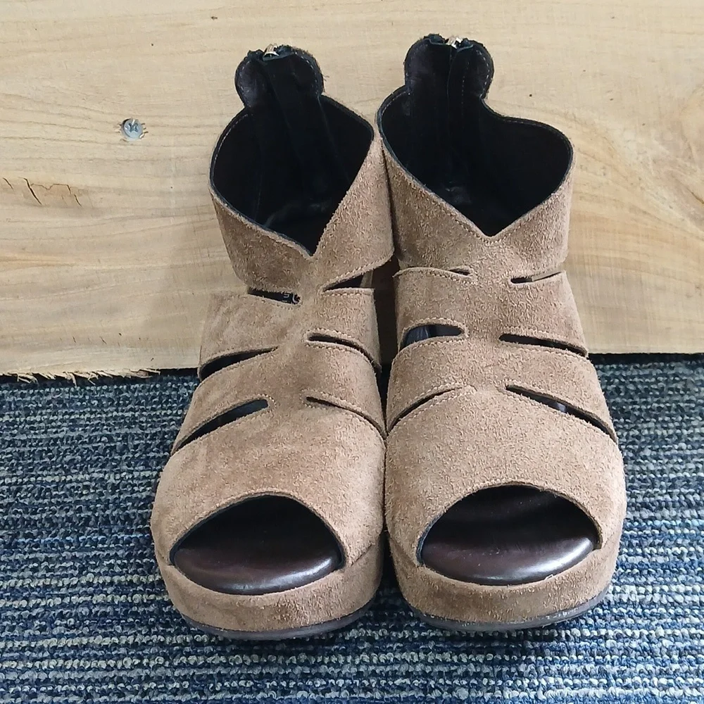 Cordani Electra Made In Italy Suede Leather Wedge Sandals Size 38 Or 8 - Picture 2 of 6